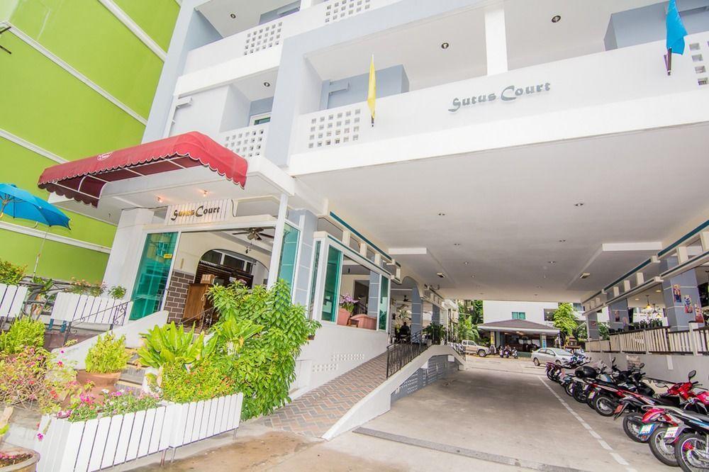 Sutus Court 3 Hotell Pattaya Exteriör bild